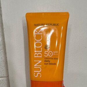 Nature Republic Sun Block SPF 50+ Korean skincare aloe sunscreen